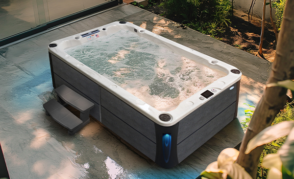 Deck Series Desplaines hot tubs for sale